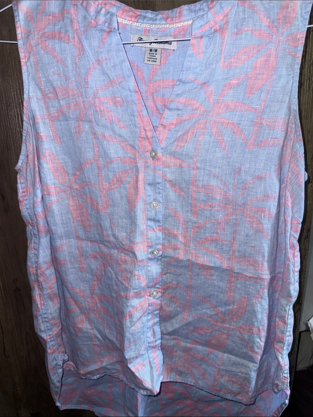 Tommy Bahama linen sleeveless top ptp~20” length~24.5”